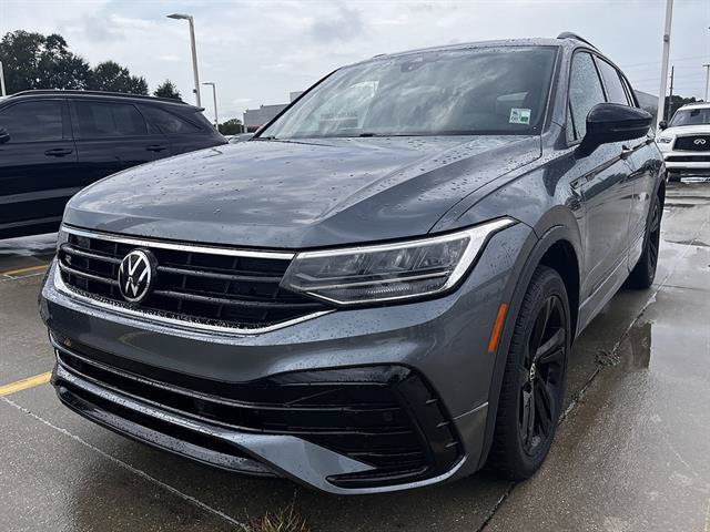 Used 2024 Volkswagen Tiguan SE R-Line FWD image 7