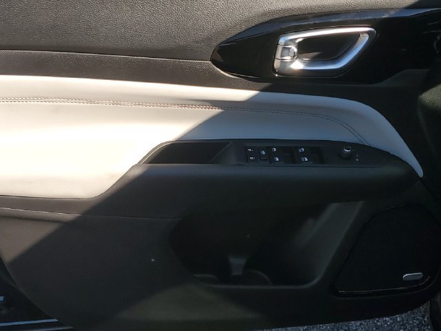 New 2026 Jeep Compass Limited w/ Sun, Sound & Navigation Group AWD/4WD image 15