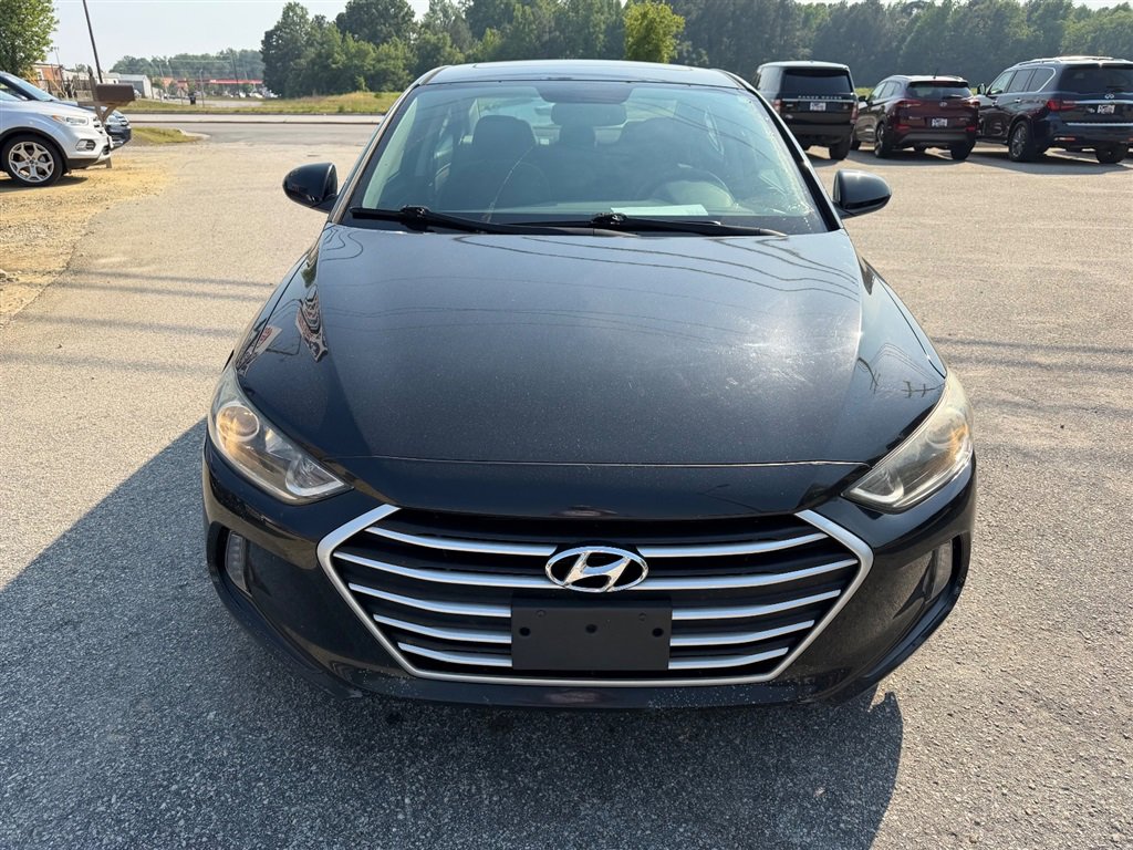 Used 2017 Hyundai Elantra Value Edition FWD image 8