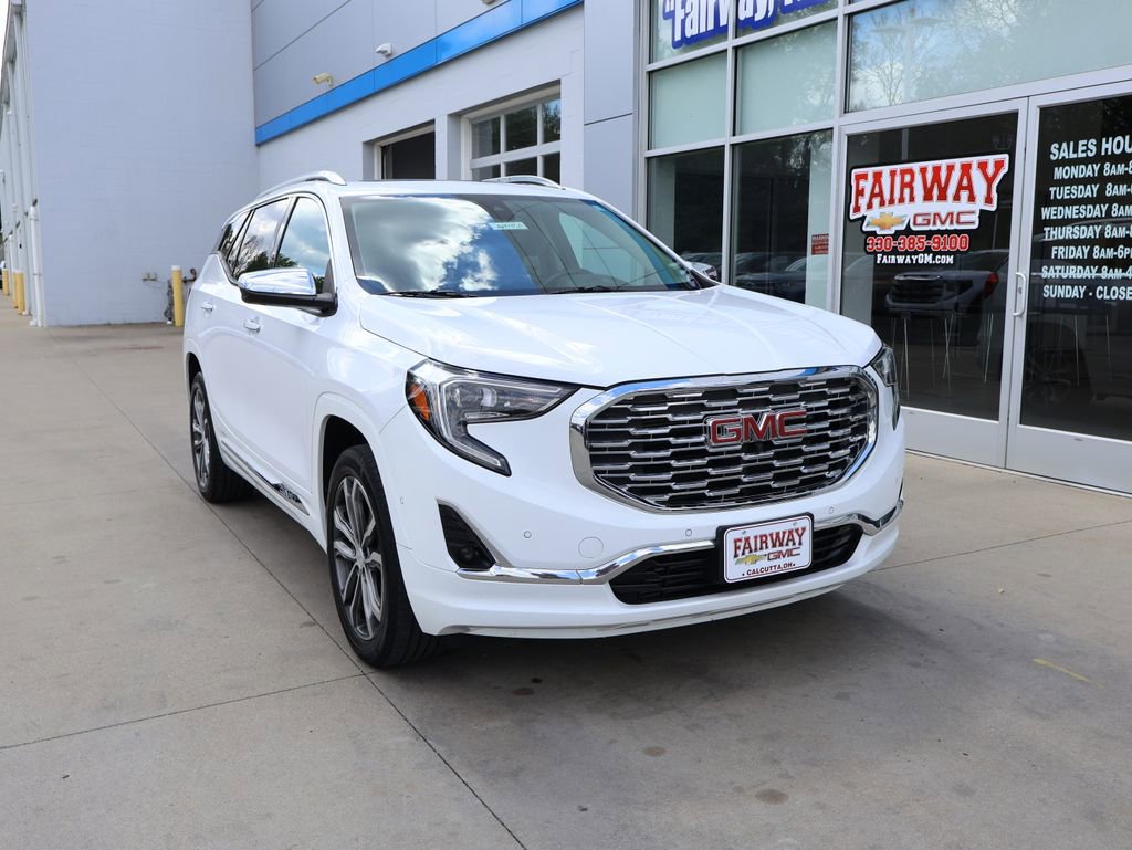 Used 2018 GMC Terrain Denali w/ Advanced Safety Package AWD/4WD image 2