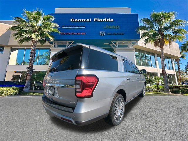 Used 2024 Ford Expedition Max Limited image 5