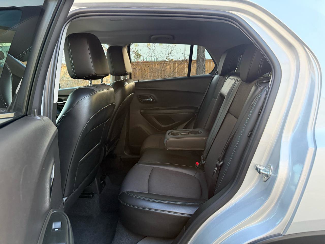 Used 2016 Chevrolet Trax LT w/ LT Convenience Package image 17