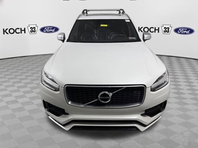 Used 2019 Volvo XC90 T5 R-Design image 2