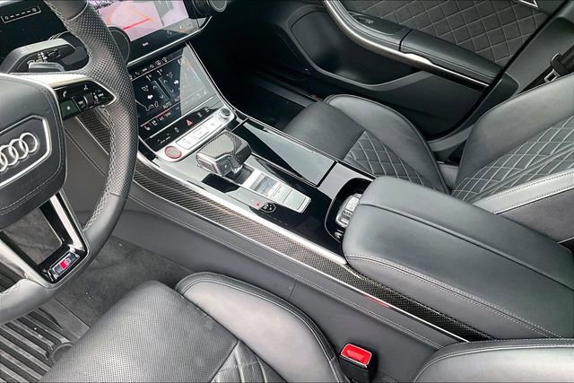 Used 2024 Audi S8 w/ S8 Comfort Plus Package AWD/4WD image 14