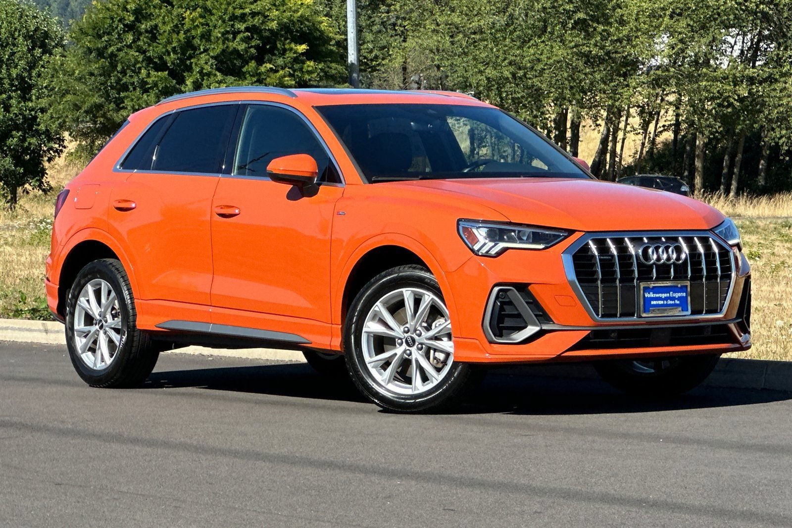 Used 2025 Audi Q3 2.0T Premium AWD/4WD image 1