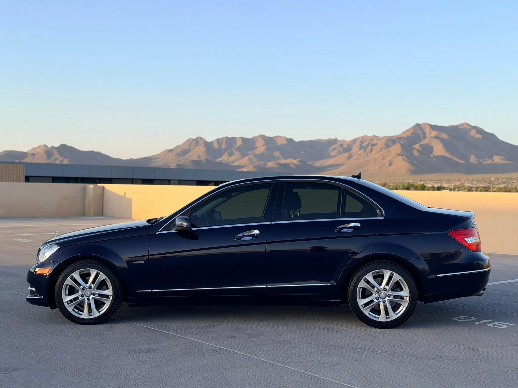 Used 2012 Mercedes-Benz C 250 Sedan image 3