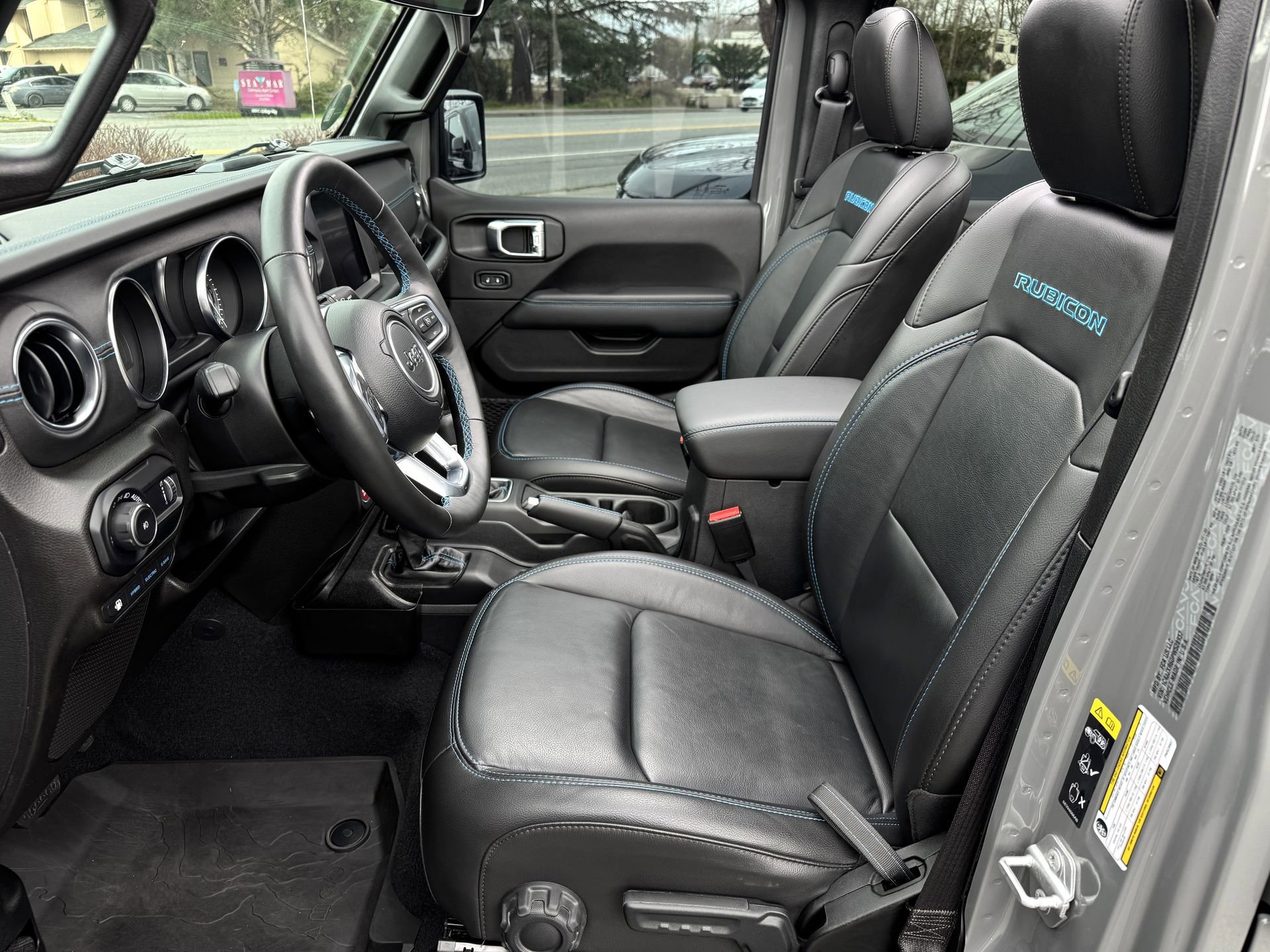 Used 2023 Jeep Wrangler Unlimited Rubicon 4xe w/ Cold Weather Group image 18