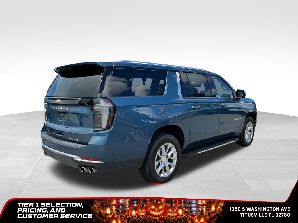 Used 2025 Chevrolet Suburban Premier RWD image 9