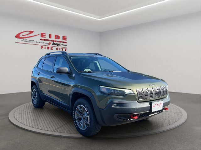 Used 2021 Jeep Cherokee Trailhawk w/ Trailer Tow Group AWD/4WD image 12