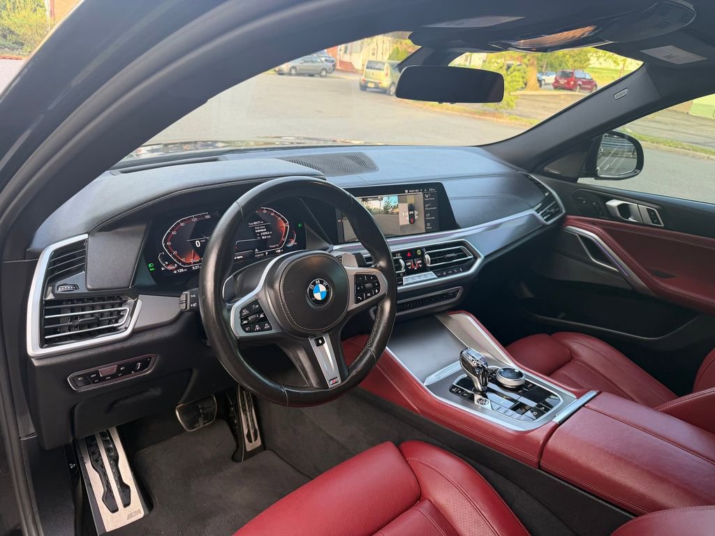 Used 2021 BMW X6 xDrive40i w/ Executive Package AWD/4WD image 15