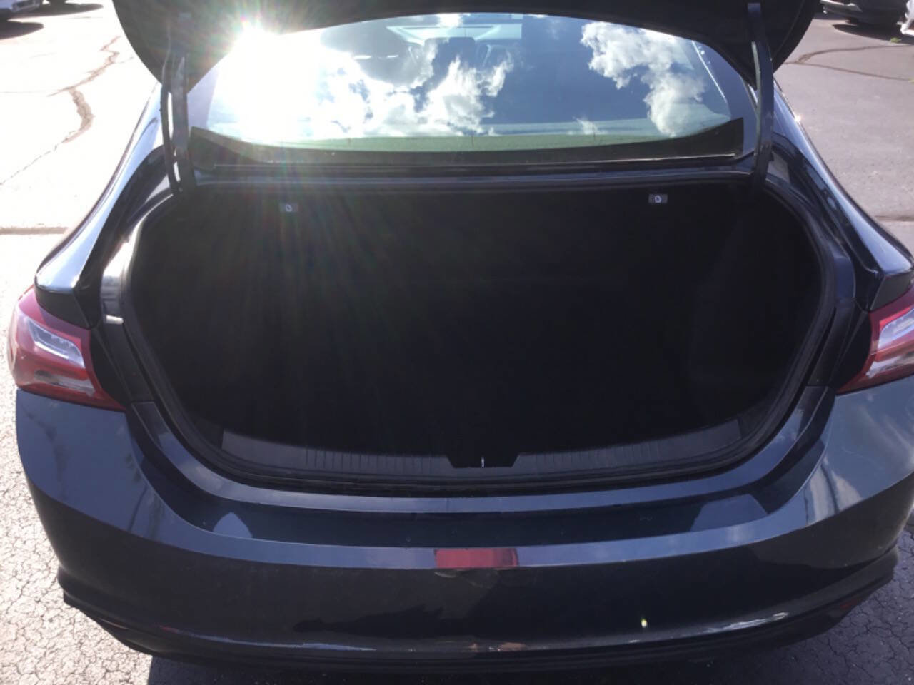Used 2020 Chevrolet Malibu LT image 5