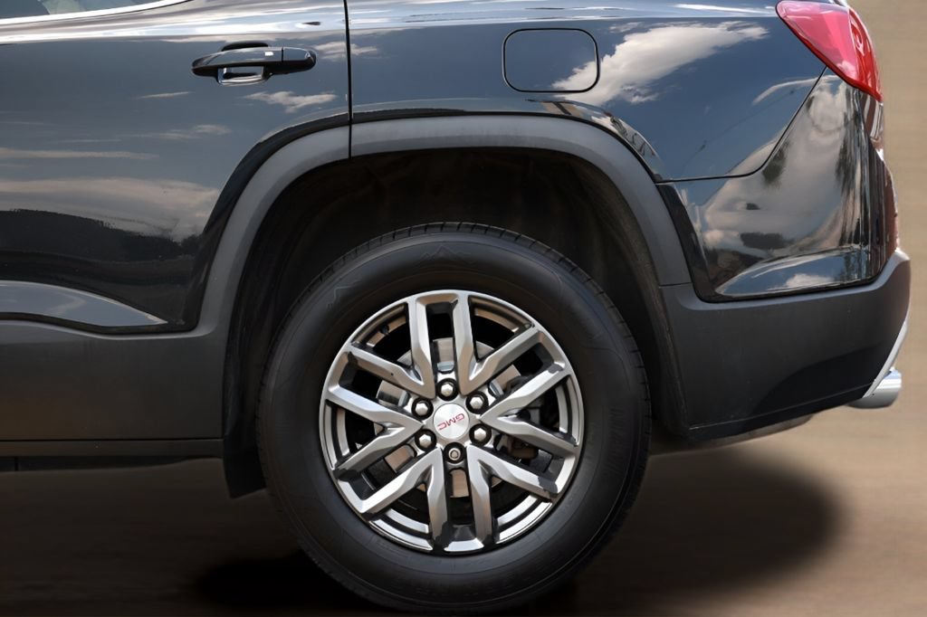 Used 2017 GMC Acadia SLT AWD/4WD image 13