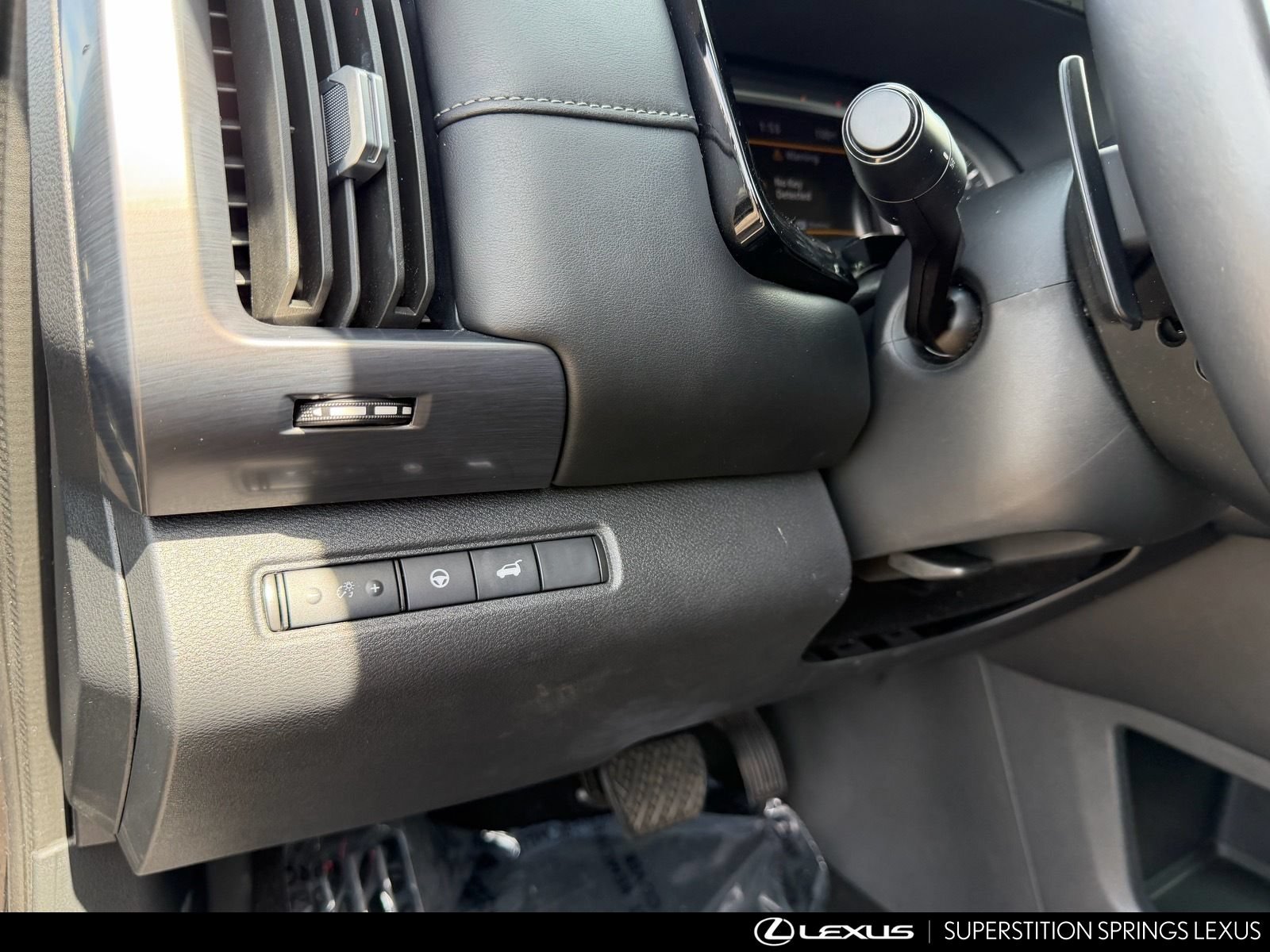 Used 2024 Nissan Pathfinder SL w/ SL Premium Package FWD image 26