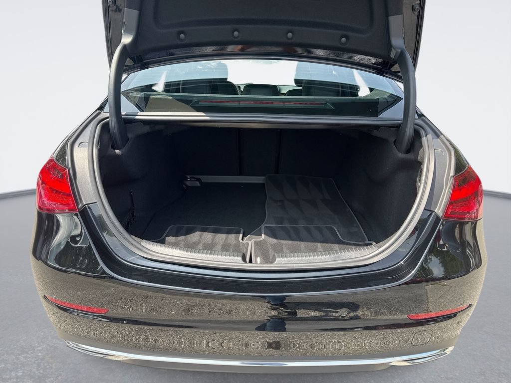 Used 2025 Mercedes-Benz C 300 Sedan image 21