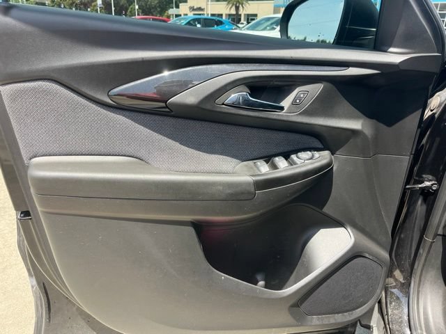 Used 2023 Chevrolet TrailBlazer LS FWD image 11