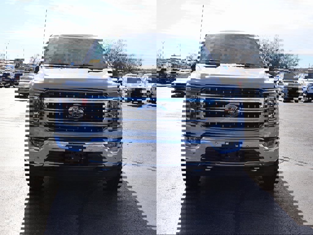 Used 2023 Ford F150 Lariat w/ Equipment Group 502A High image 5