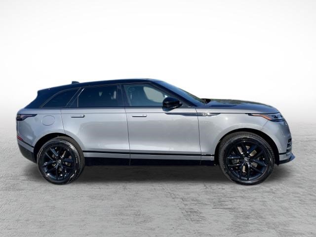 Certified 2026 Land Rover Range Rover Velar Dynamic SE AWD/4WD image 4
