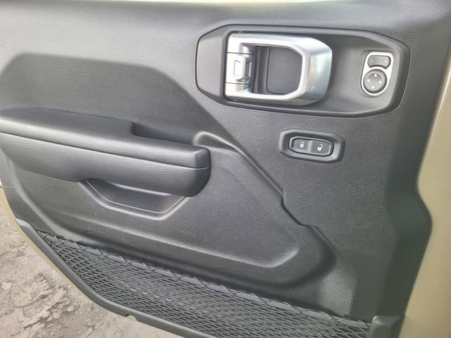 Certified 2025 Jeep Wrangler Unlimited Rubicon image 14