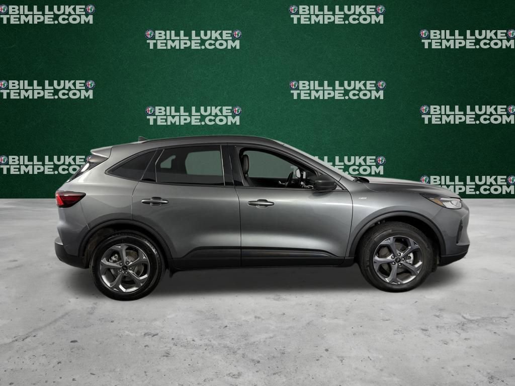 Used 2025 Ford Escape ST-Line image 5