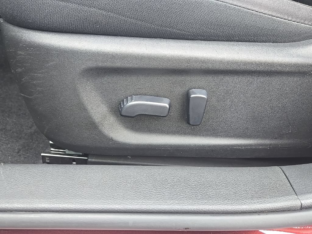 Used 2024 Nissan Altima 2.5 SV FWD image 14