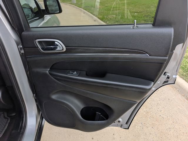 Used 2018 Jeep Grand Cherokee Limited w/ Trailer Tow Group IV AWD/4WD image 13