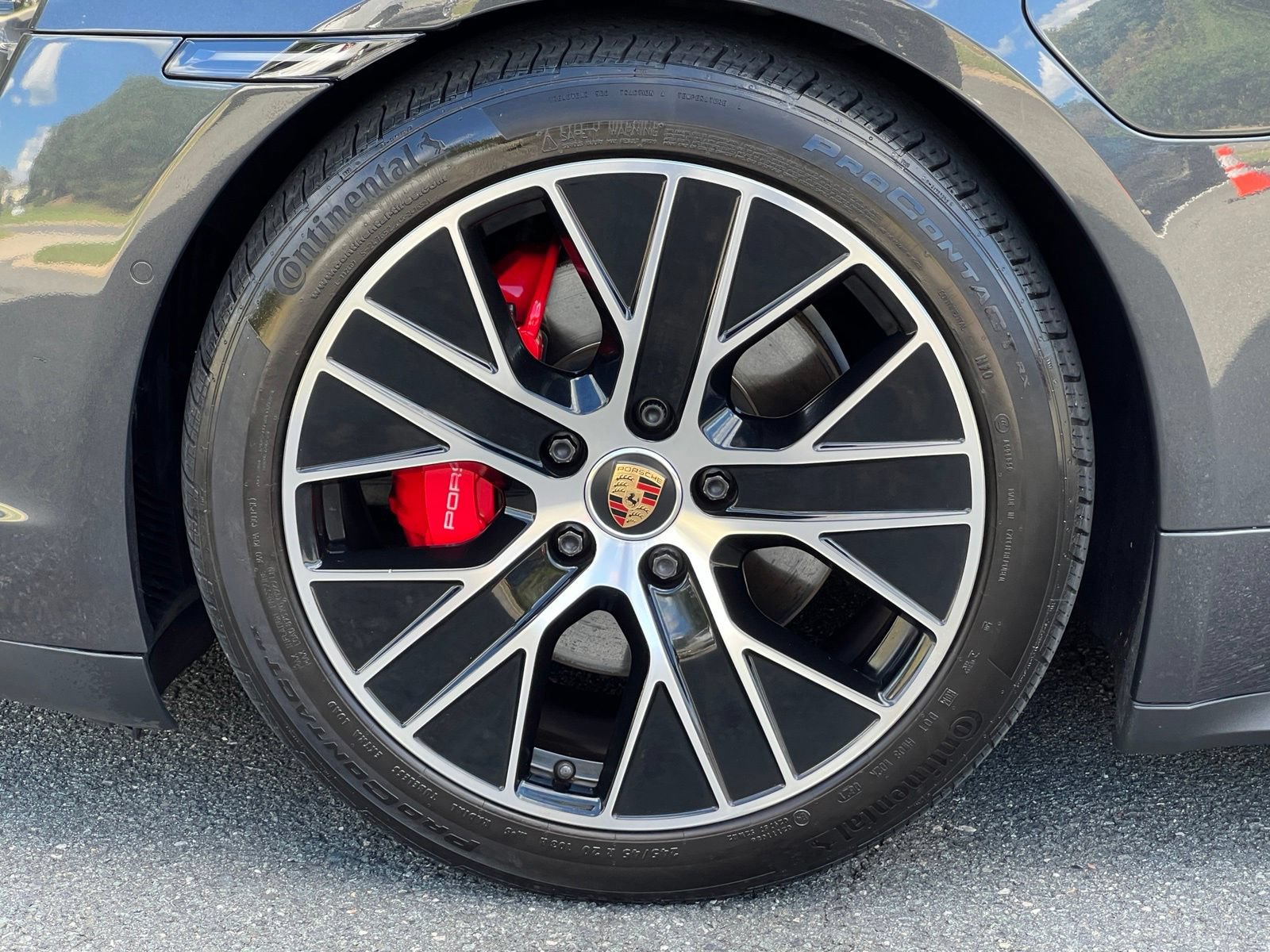 Used 2020 Porsche Taycan 4S AWD/4WD image 50