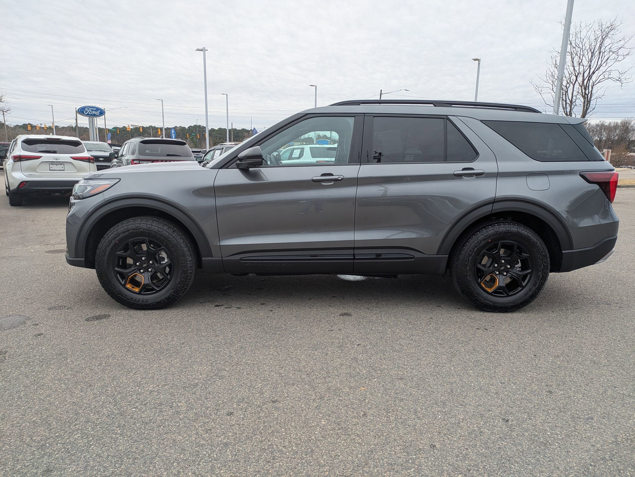 New 2026 Ford Explorer Tremor w/ Tremor Ultimate Package AWD/4WD image 8