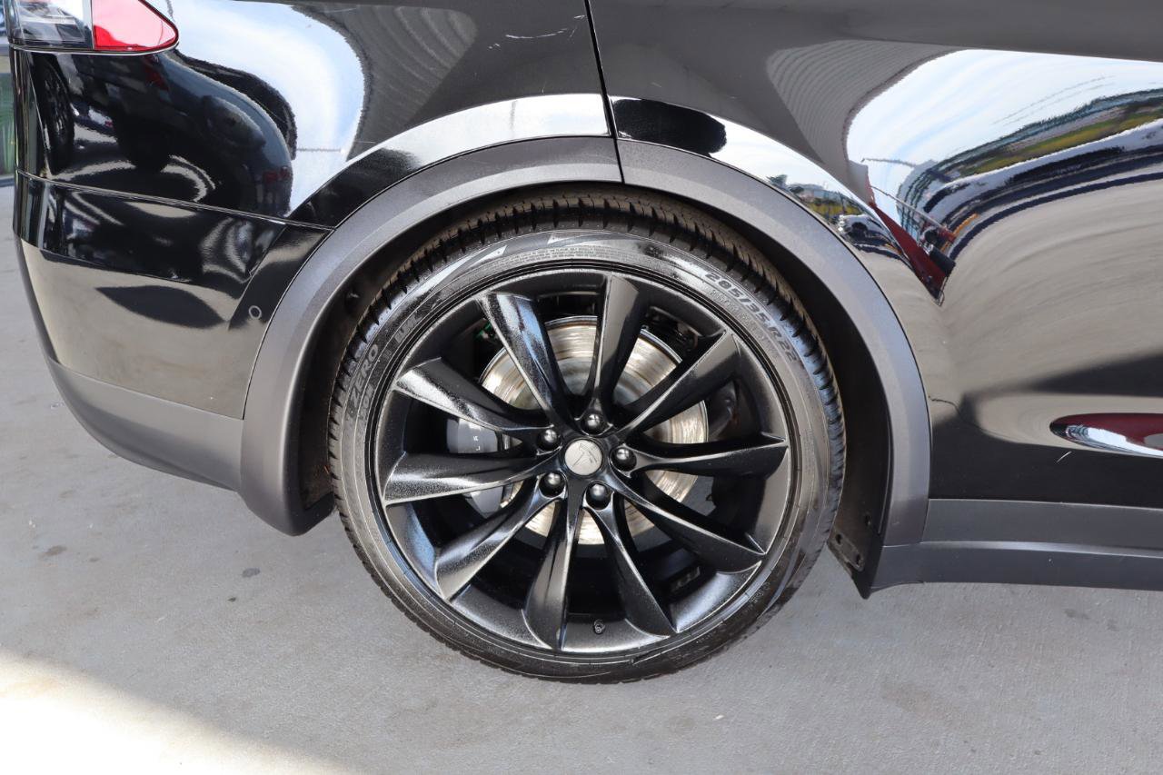 Used 2021 Tesla Model X Long Range image 5