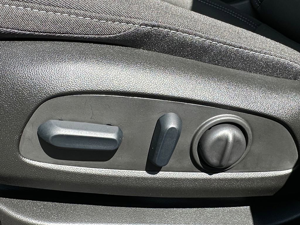 New 2027 Chevrolet Bolt LT image 11