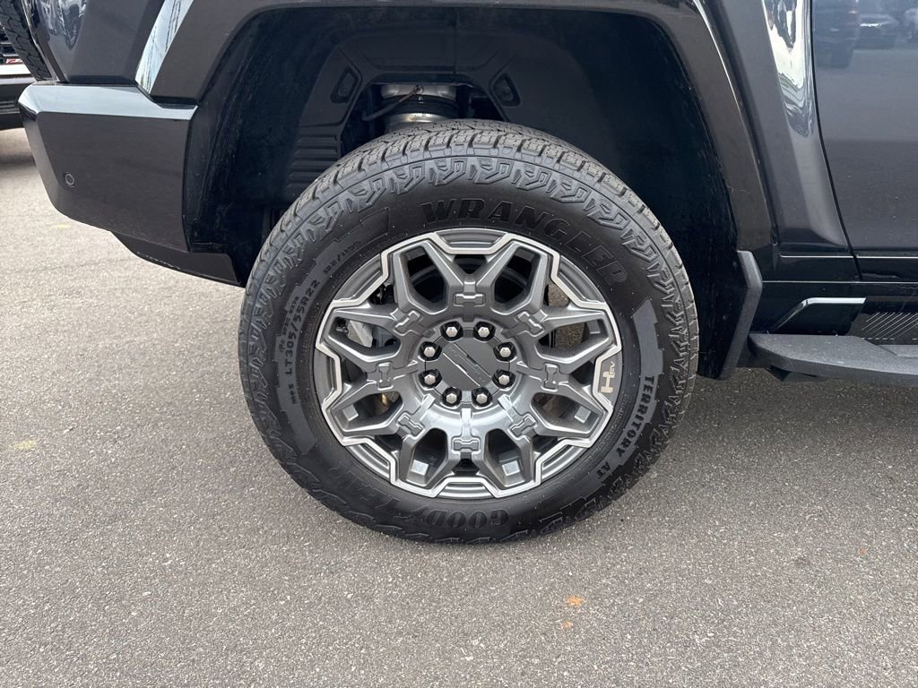 Used 2025 GMC Hummer EV 3X AWD/4WD image 34