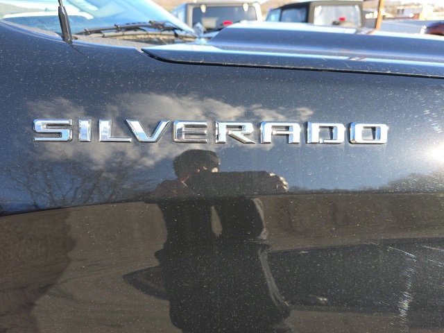 Used 2023 Chevrolet Silverado 1500 RST image 15