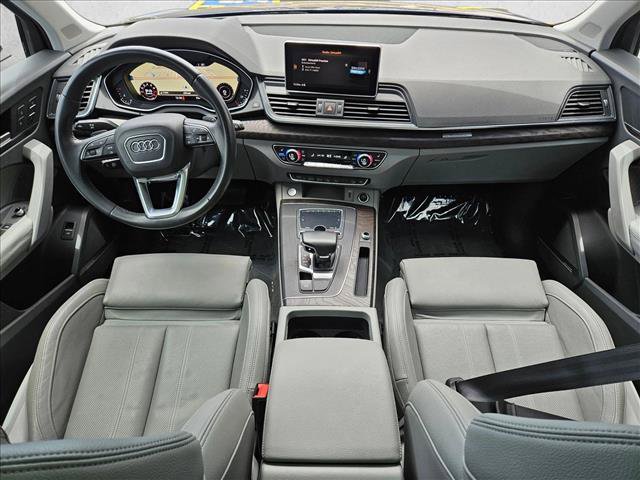 Used 2020 Audi Q5 Prestige AWD/4WD image 23