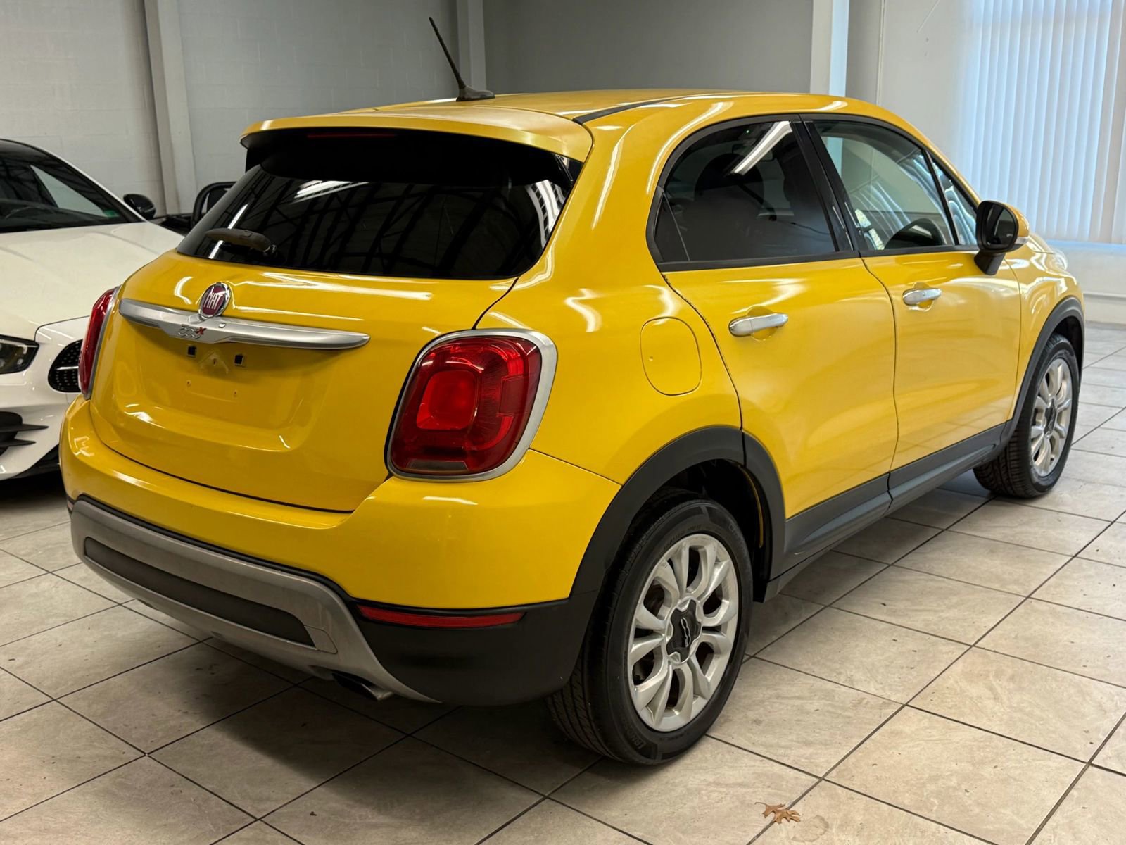 Used 2016 FIAT 500X Trekking image 9