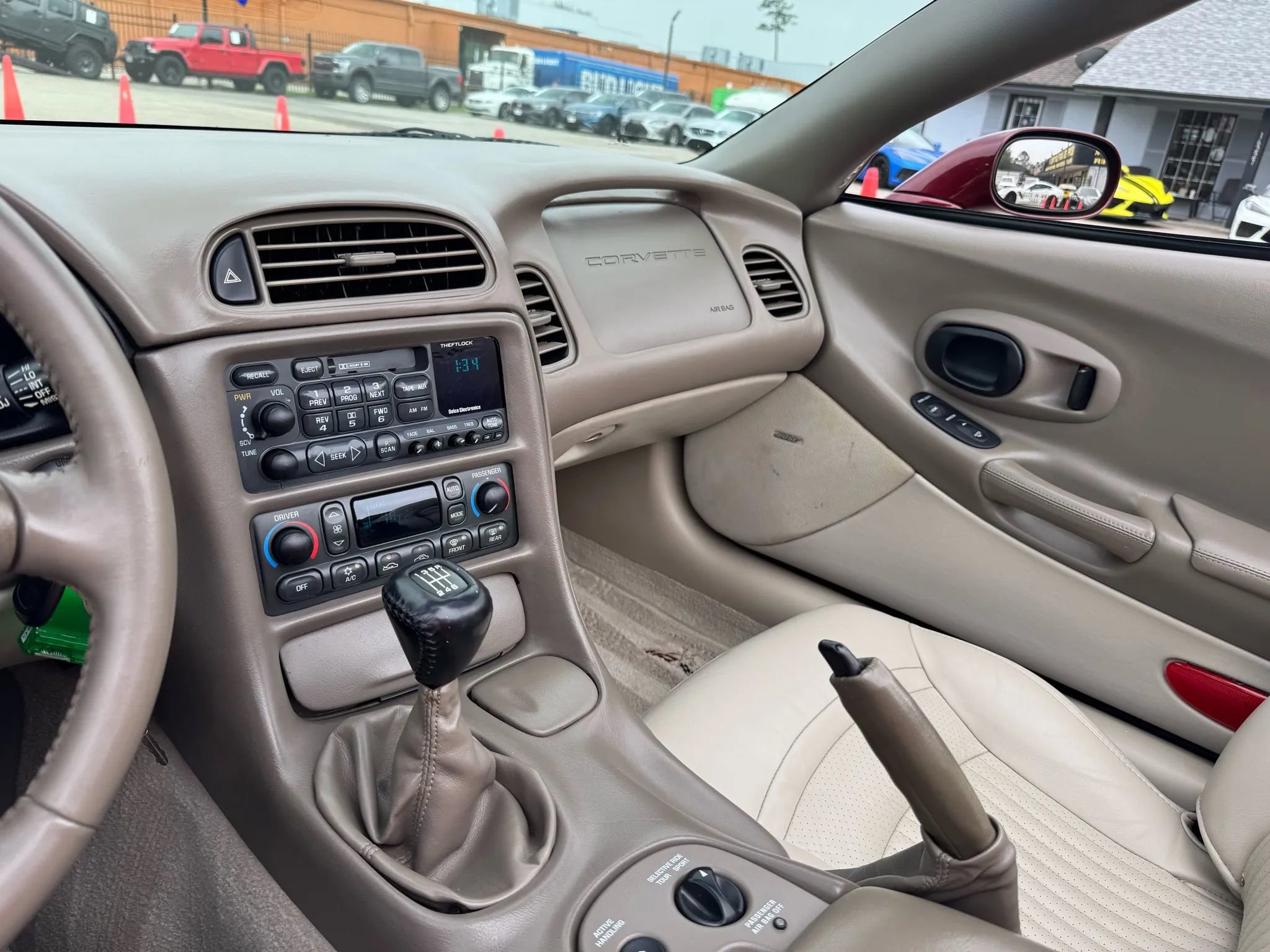 Used 2003 Chevrolet Corvette Convertible w/ Preferred Equipment Group1 image 32