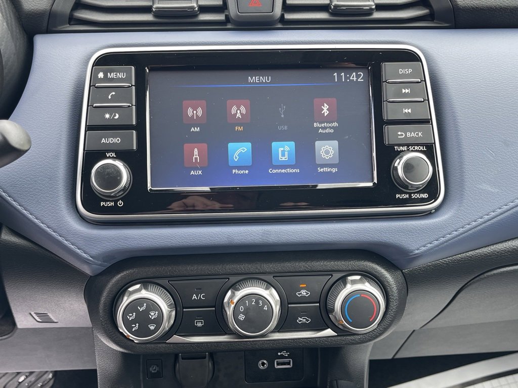 Used 2024 Nissan Versa SV image 21