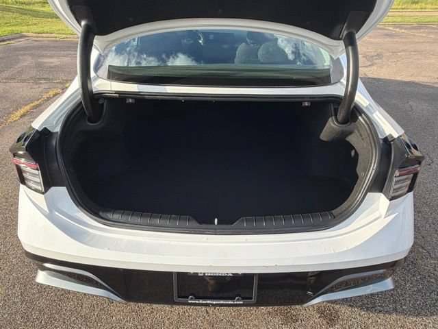 Used 2025 Hyundai Sonata SEL FWD image 13