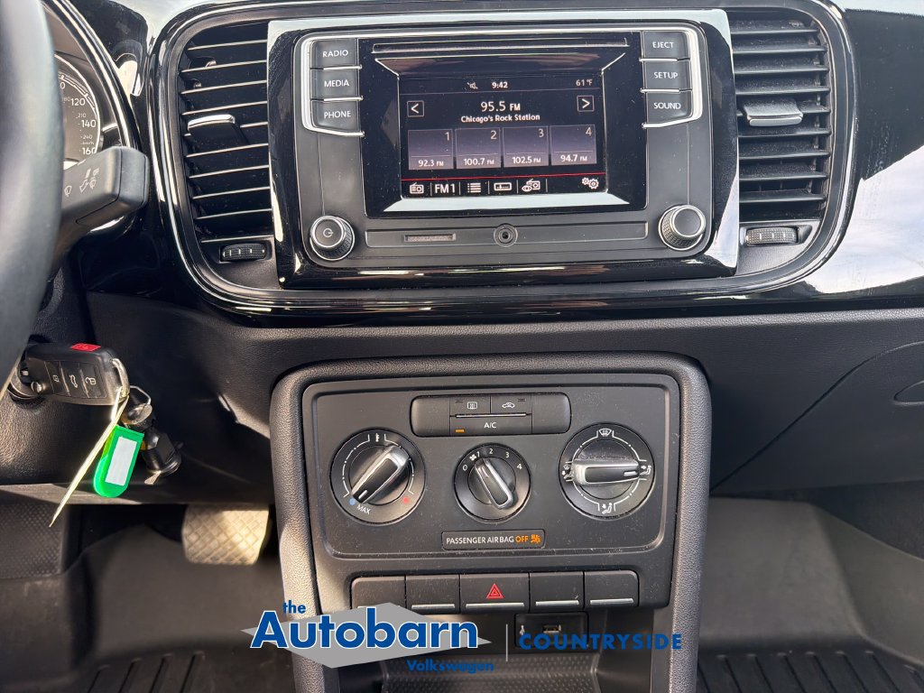 Used 2019 Volkswagen Beetle 2.0T S FWD image 14