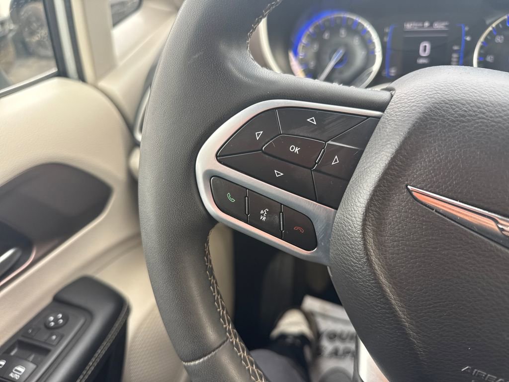 Used 2023 Chrysler Voyager LX FWD image 27