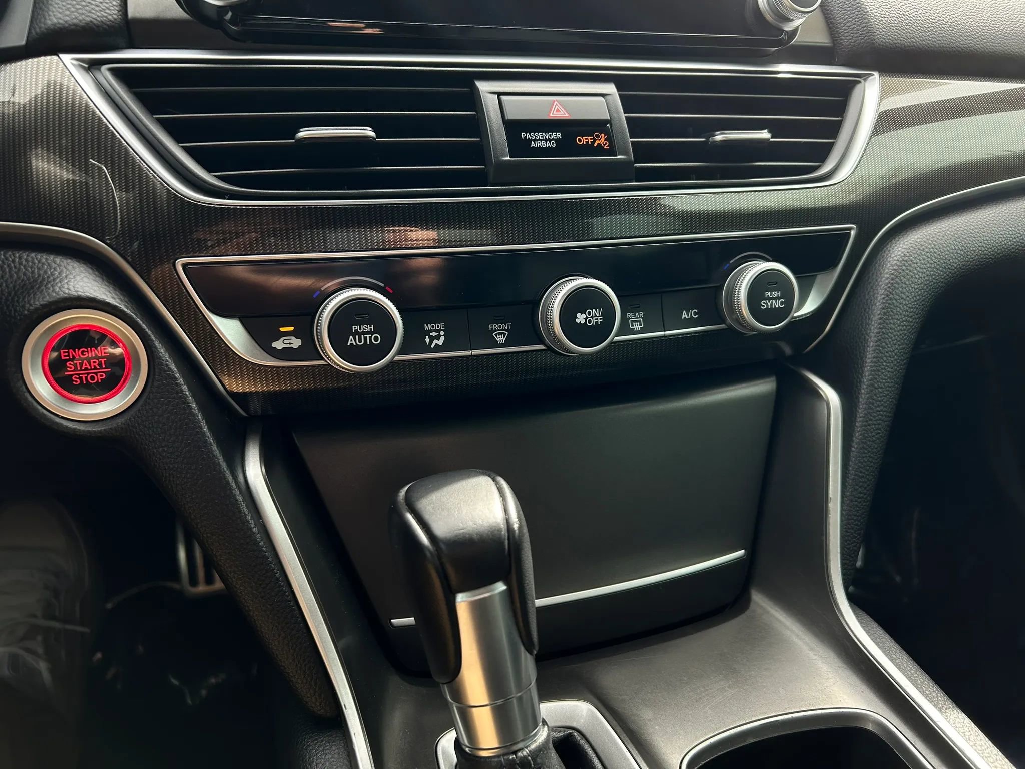 Used 2018 Honda Accord Sport image 14