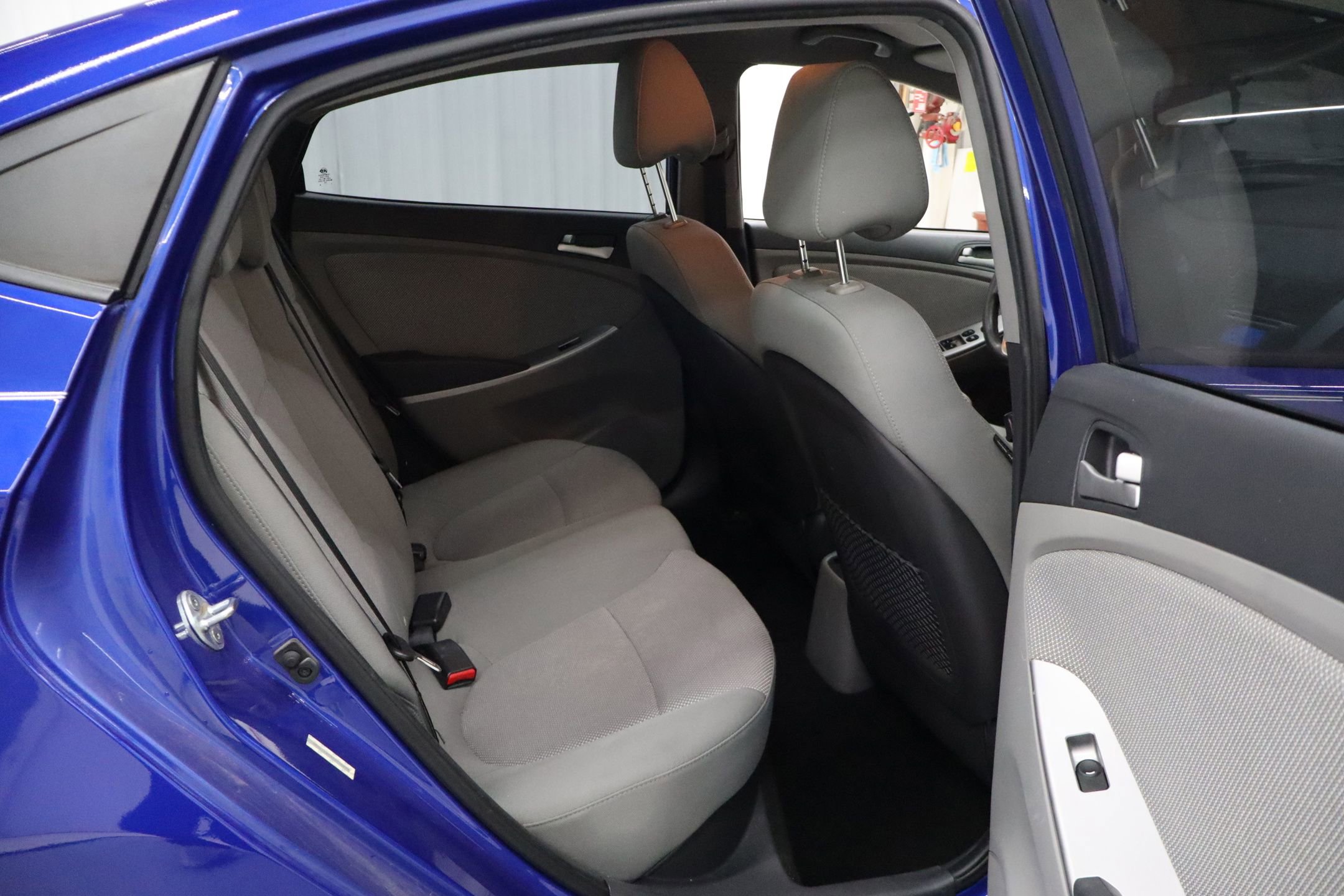 Used 2014 Hyundai Accent GLS FWD image 28