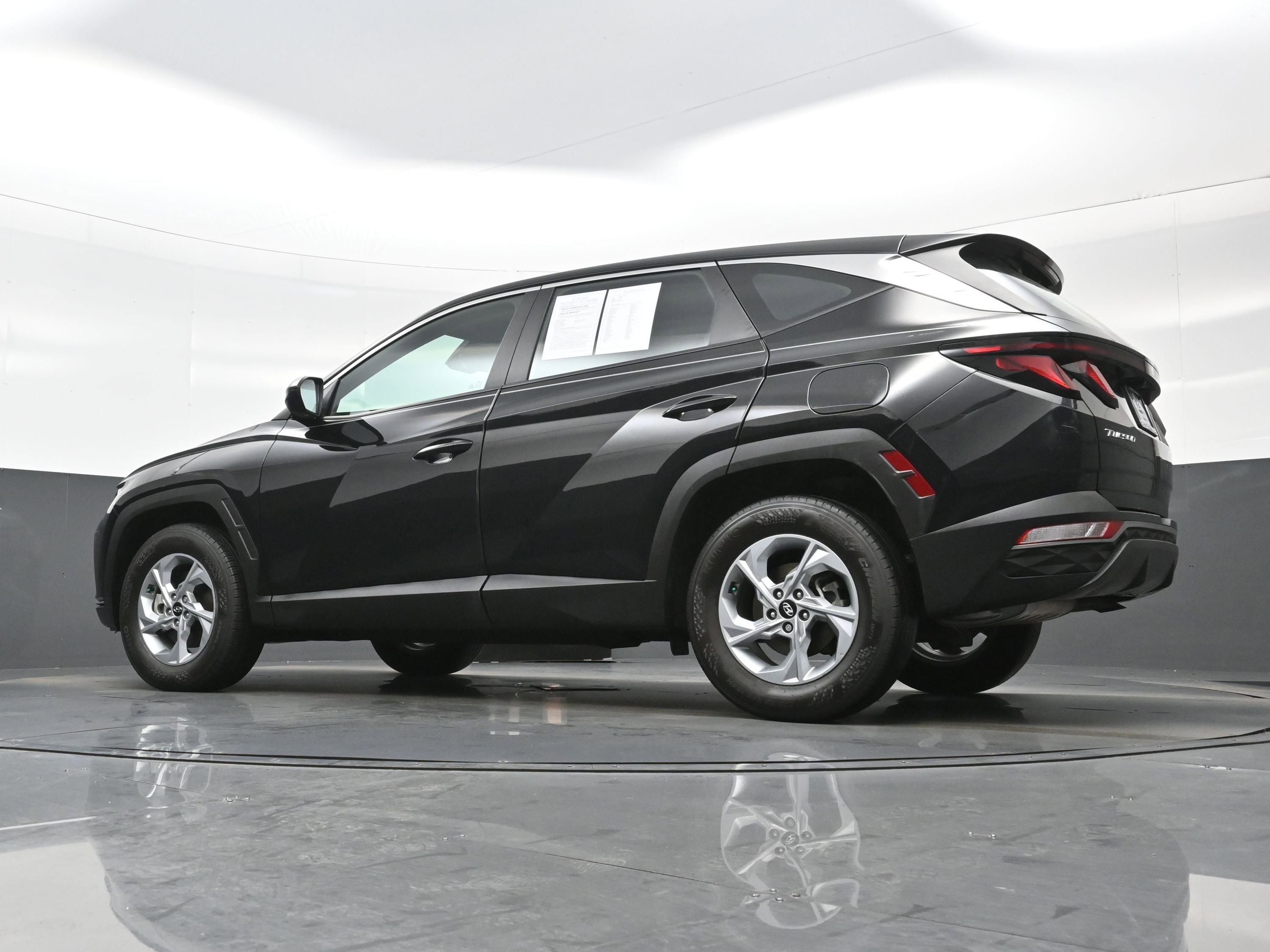 Used 2023 Hyundai Tucson SE image 26