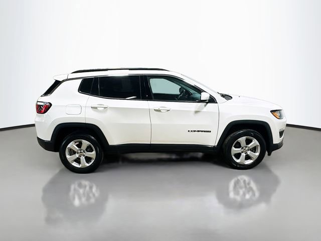 Used 2019 Jeep Compass Latitude image 6