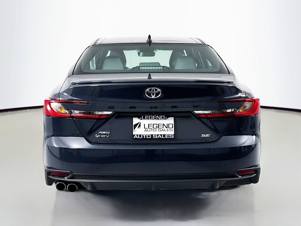 Used 2025 Toyota Camry SE w/ Multimedia Upgrade Package AWD/4WD image 3