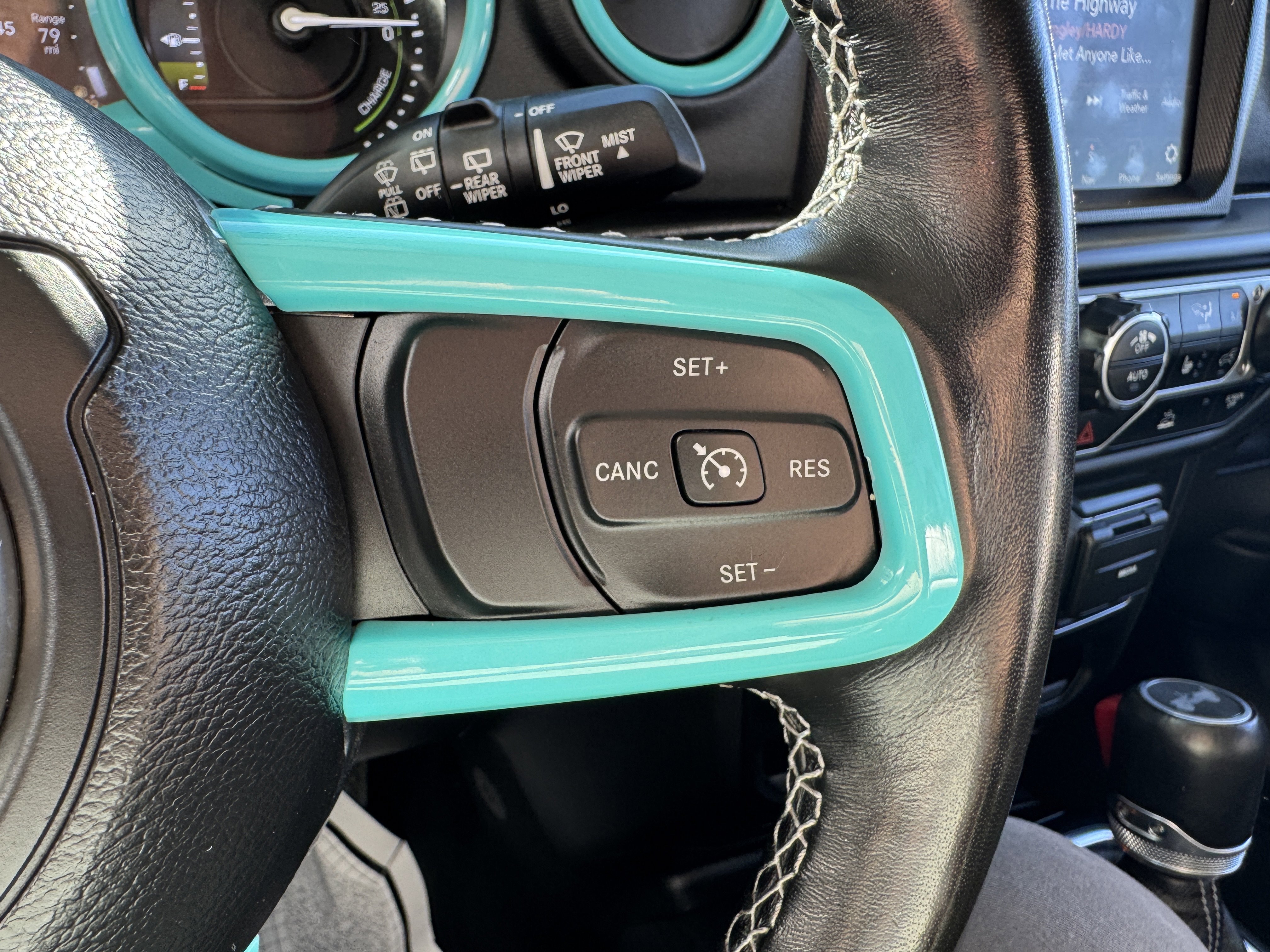 Used 2022 Jeep Wrangler Unlimited Sahara w/ Cold Weather Group image 37