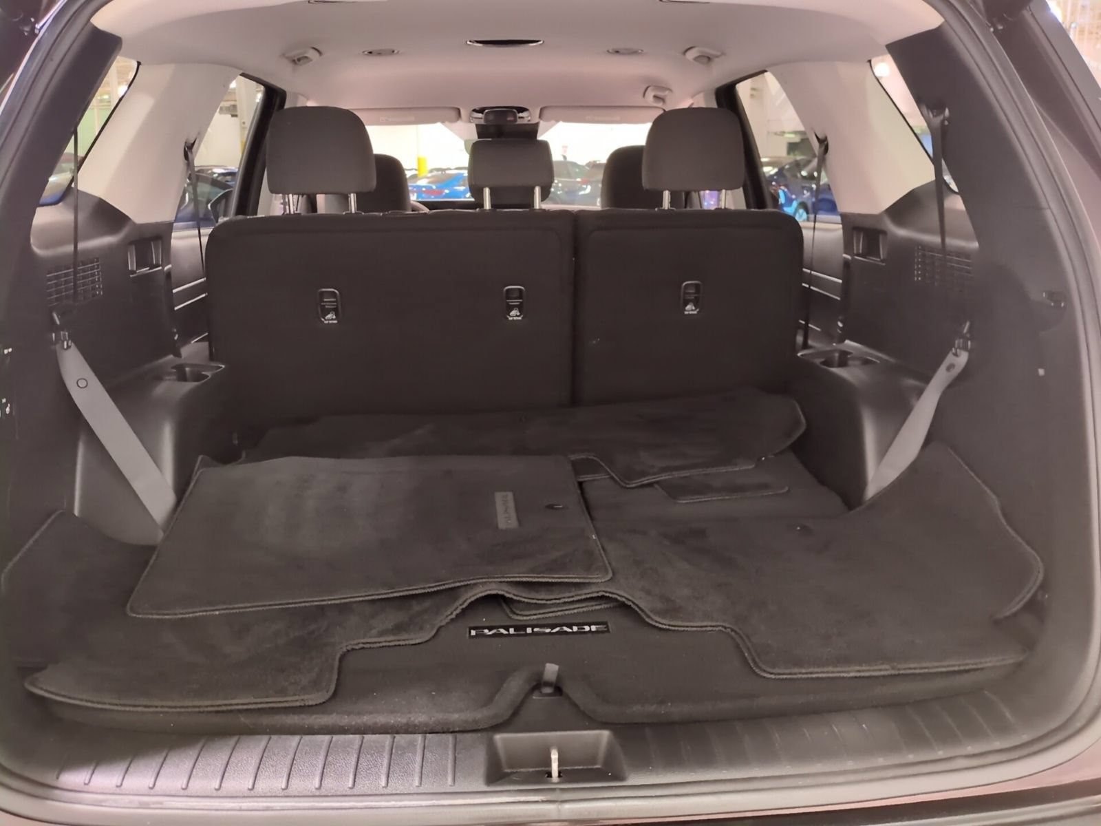 Used 2023 Hyundai Palisade SE AWD/4WD image 12
