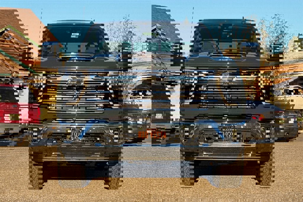 New 2026 Chevrolet Silverado 2500 LTZ w/ LTZ Premium Package image 9