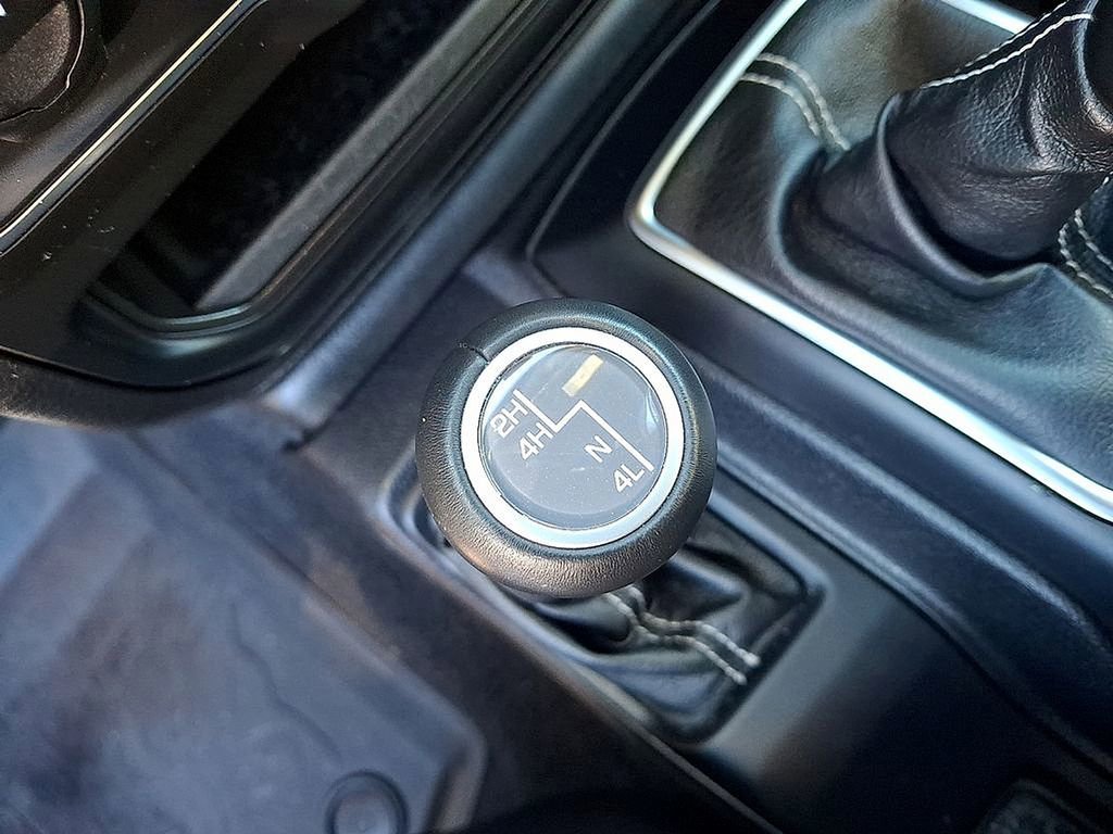 Used 2021 Jeep Gladiator Overland image 24