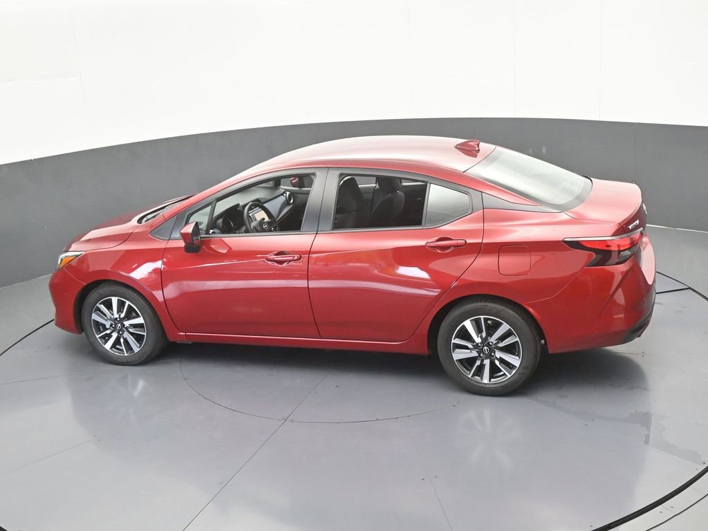 Used 2025 Nissan Versa SV image 43
