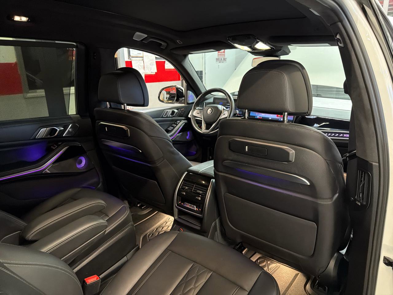 Used 2023 BMW ALPINA XB7 image 22
