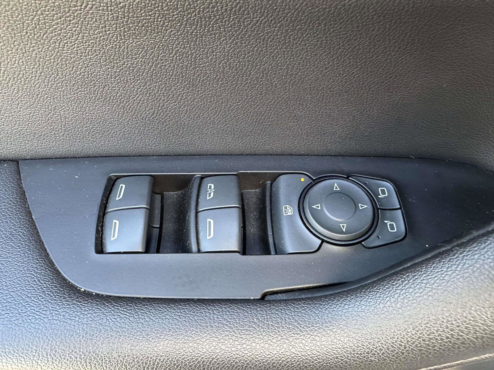 Used 2022 Chevrolet Blazer Premier w/ Enhanced Convenience Package AWD/4WD image 16